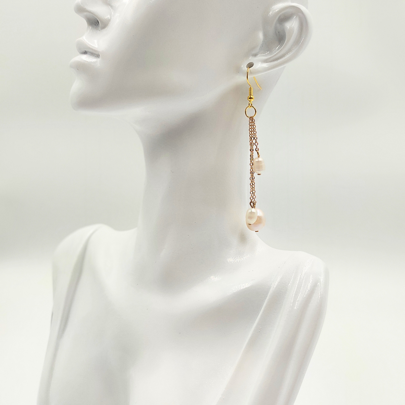 Golden Drape Pearl Earrings