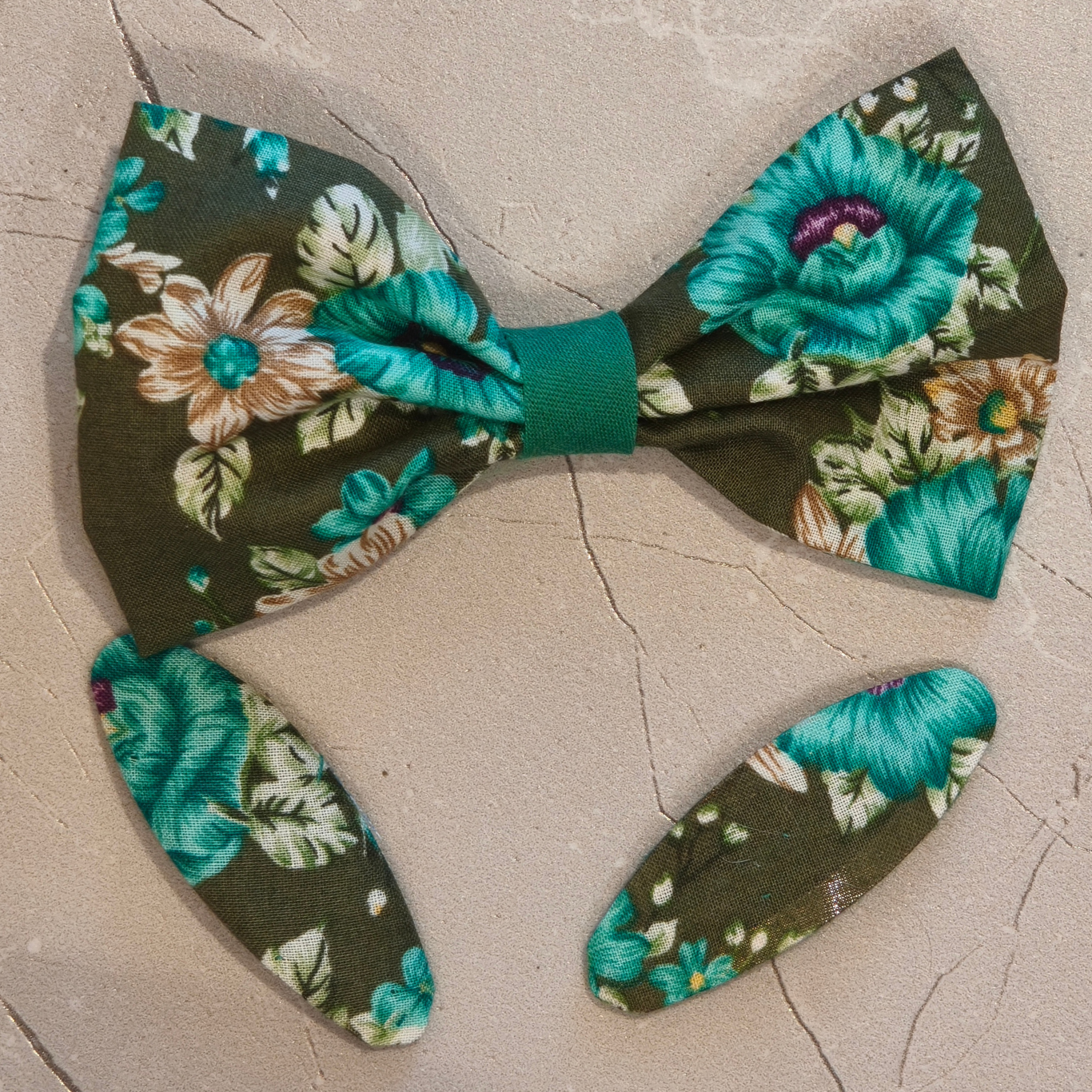 Vintage Hair Bows and clasp – Set of 2
