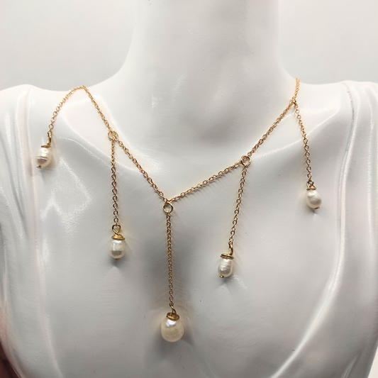Golden Drape Pearl Necklace